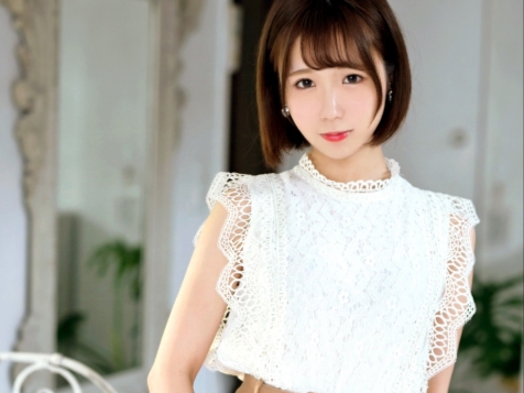 【電マでトロトロ♡】スレンダー美少女、電マ責めでマンコびしょ濡れ！バックから激しく突かれ、感じまくりでイキ乱れる！！