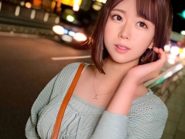 【ガチ恋注意報】スレンダー美ボディの新人バイト娘、オジサン店長と禁断の恋！美乳＆美尻を揺らして、好き好きオーラ全開で中出しセックスに溺れる！♡ 店長のハメ撮りカメラが捉えた、純粋な恋心とエッチな本性！