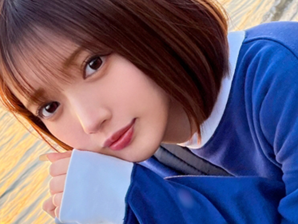 【JDの初々しいエッチ体験】『えっ、生でいいの？』ショートカットが似合う女子大生とラブラブデート♡スレンダーな貧乳ボディに生チ○ポ挿入！！最後は顔射でフィニッシュ！！