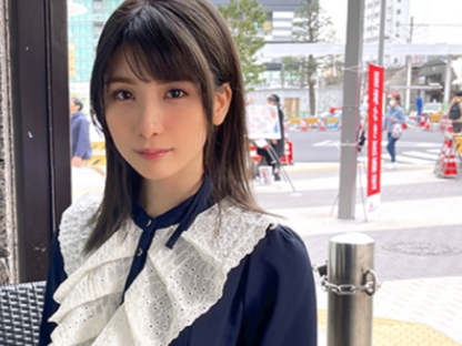 【淫乱痴女の騎乗位セックス】エチエチボディがエロすぎ！体位を変えながら激しく突きまくり、淫らに絡み合うドスケベプレイで大興奮！♡