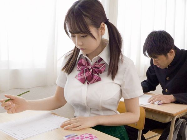 【Gカップ巨乳アイドル】クラスのマドンナが乱交で連続種付け！初めての膣内射精に悶える姿がエロすぎる！巨乳を揺らしながら快楽に溺れるアイドルがヤバい！！