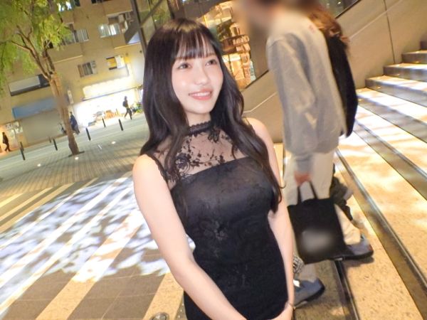 【ナンパ成功！】巨乳美人お姉さん、着衣のまま敏感ボディを電マで刺激され腰浮き絶頂！柔らかおっぱいを揺らしながら、騎乗位＆立ちバックで激しくイキまくる！