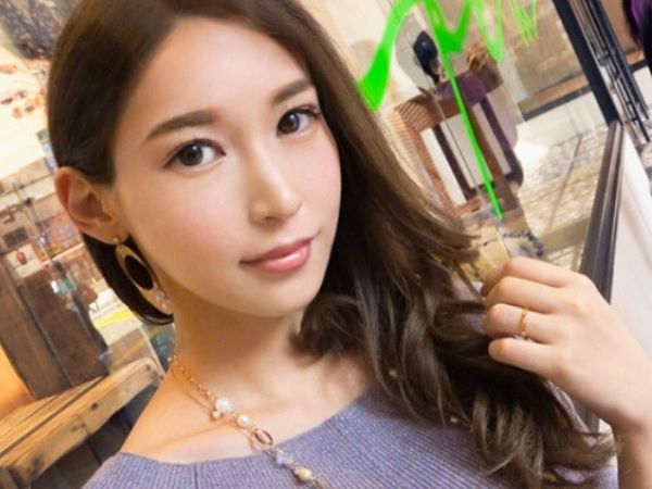 【人妻ナンパ】性欲旺盛なセレブ妻、旦那以外とのセックスにハマる！美人奥様が他人棒で感じまくり、イキまくる姿は必見！旦那には内緒の危険な不倫セックスで本能むき出し！♡